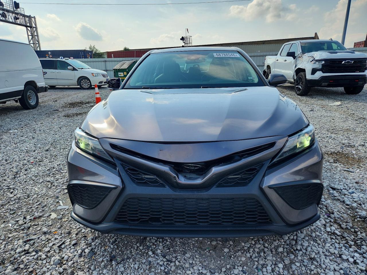 2024 TOYOTA CAMRY SE — Фото 5 из 12