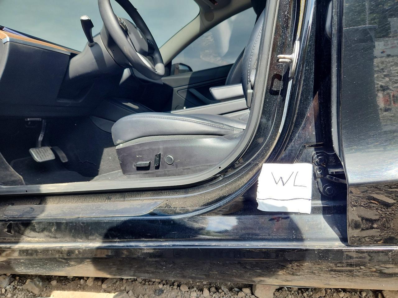 2021 TESLA MODEL 3 — Фото 12 из 13