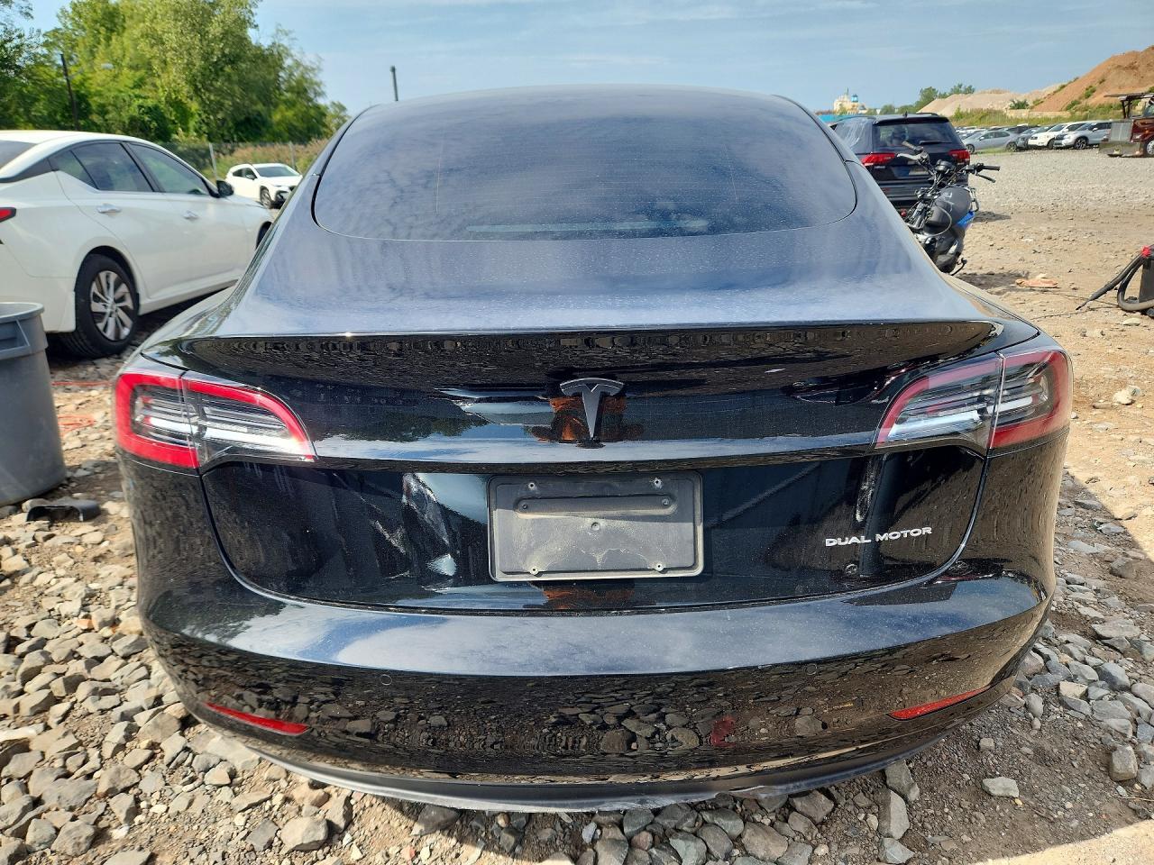 2021 TESLA MODEL 3 — Фото 6 из 13