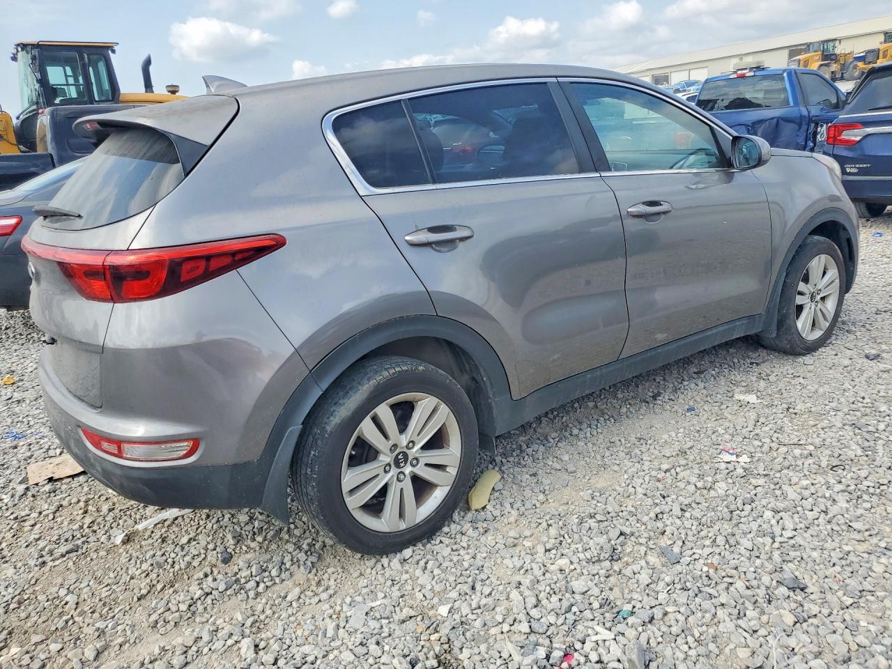 2019 KIA SPORTAGE LX — Фото 3 из 13