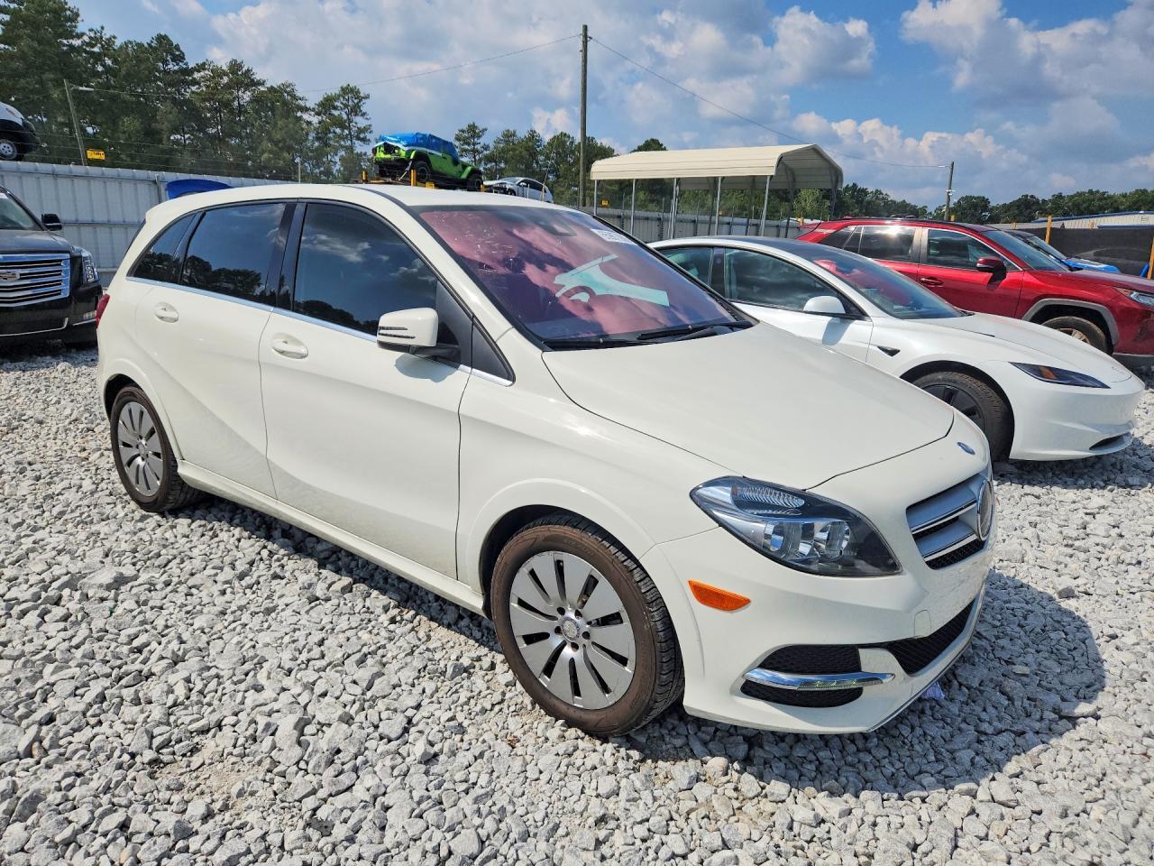2017 MERCEDES-BENZ B 250E — Фото 4 из 12