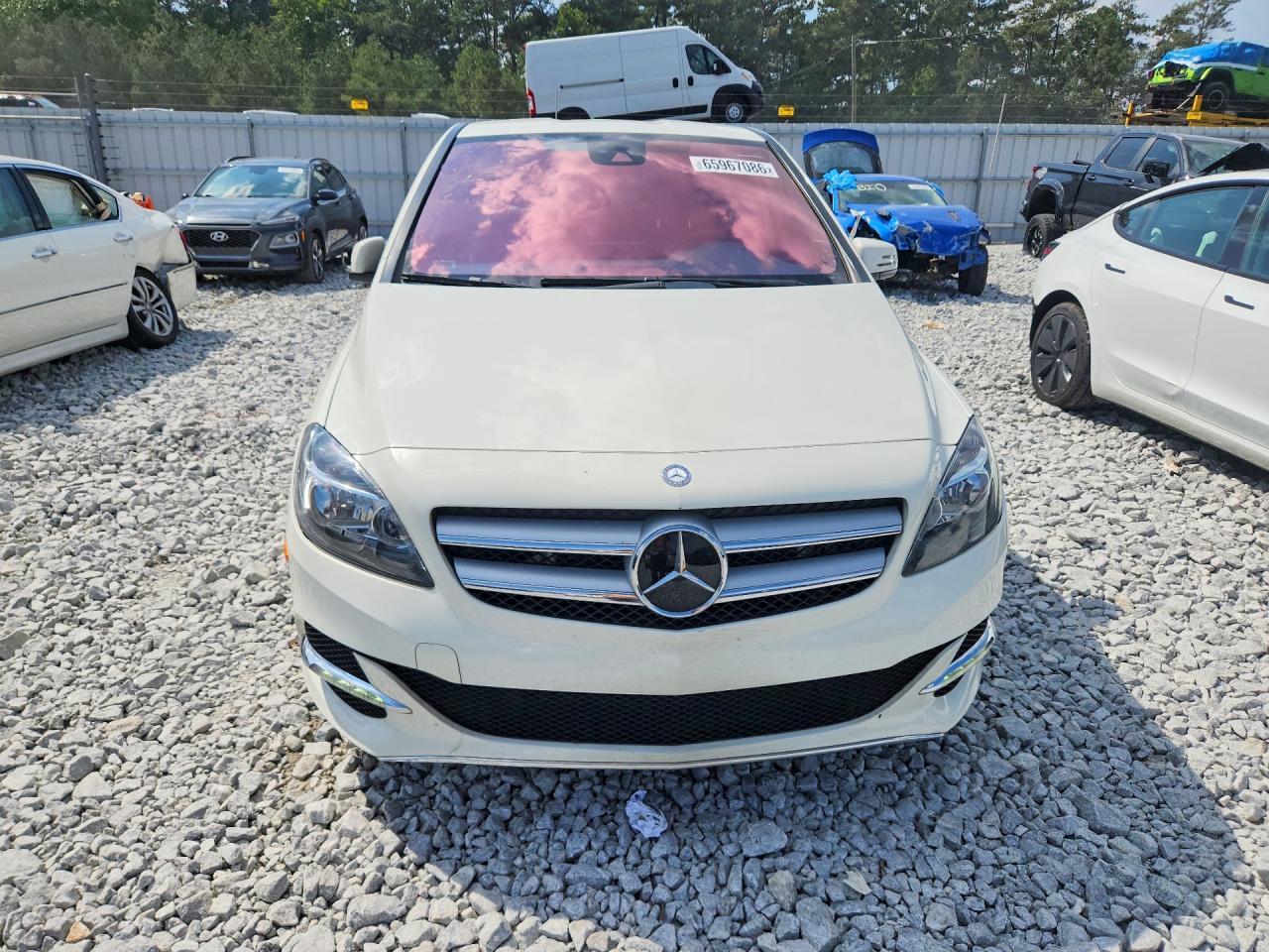 2017 MERCEDES-BENZ B 250E — Фото 5 из 12