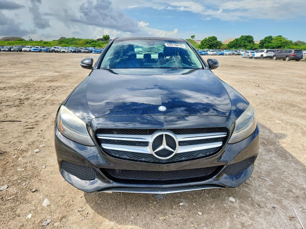 2017 MERCEDES-BENZ C 300 — Фото 5 из 12