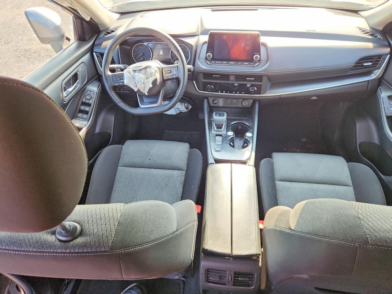 2025 NISSAN ROGUE SV — Фото 8 из 13