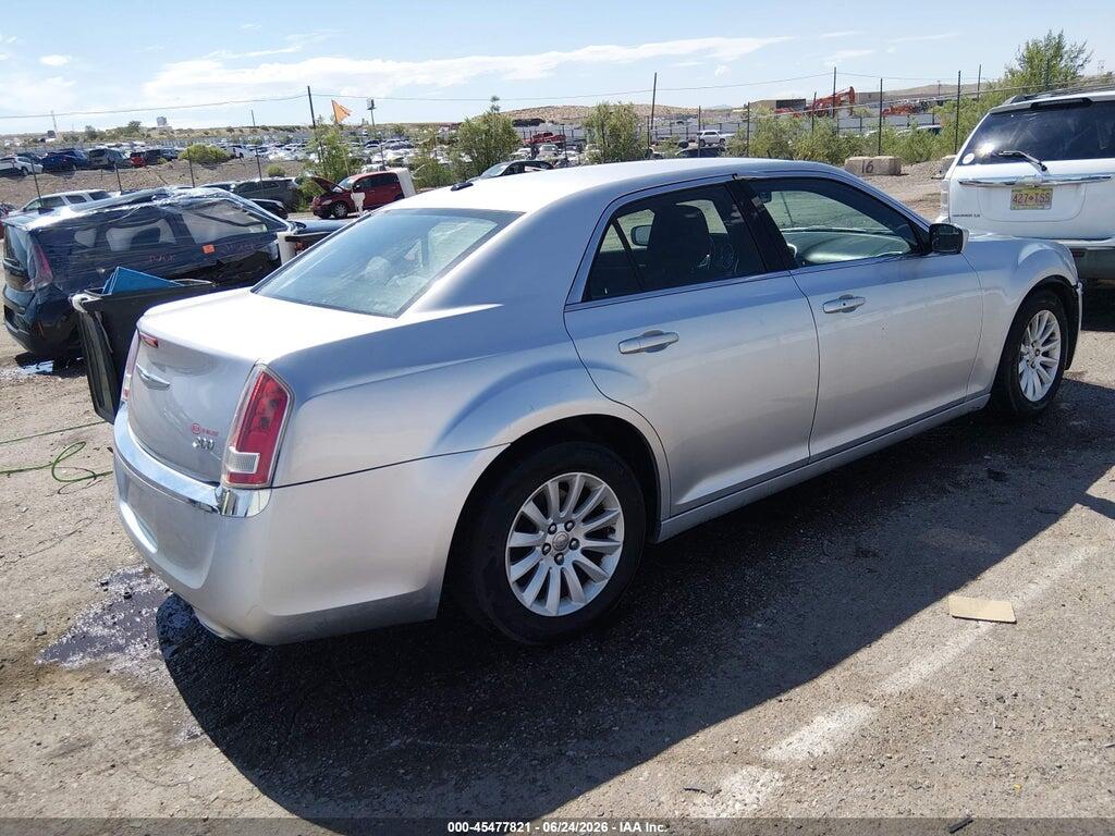 2C3CCAAG9CH114055 2012 CHRYSLER 300 photo no. 4
