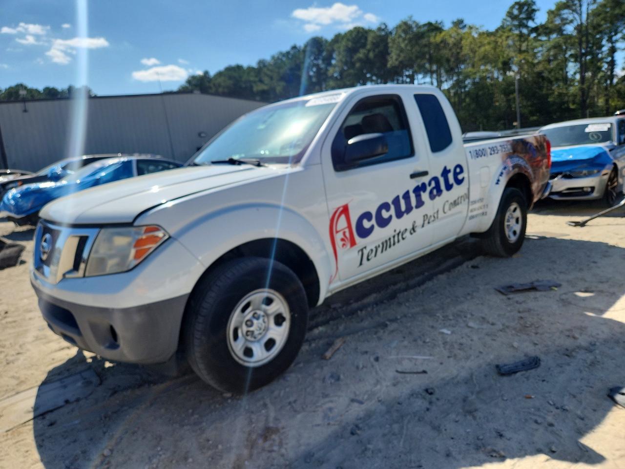 2016 NISSAN FRONTIER S