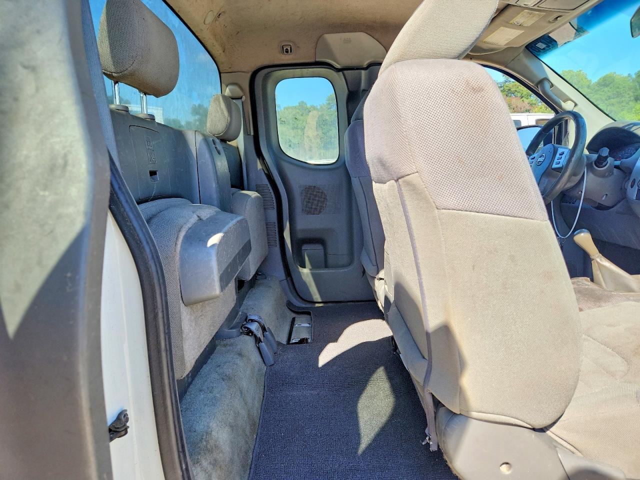 2016 NISSAN FRONTIER S — Фото 10 из 12