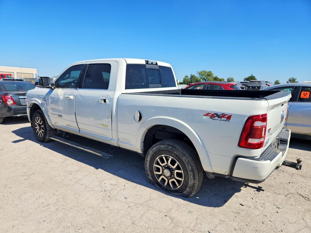 2020 RAM 2500 LONGHORN — Фото 2 из 12