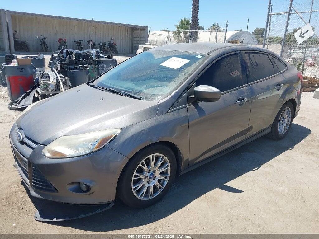 1FAHP3F25CL239349 2012 FORD FOCUS photo no. 2