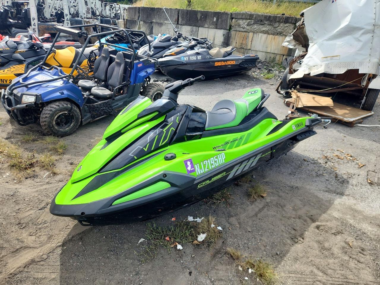 2021 YAMAHA VX CRUISER - PERSONAL WATERCRAFT — Фото 2 из 10