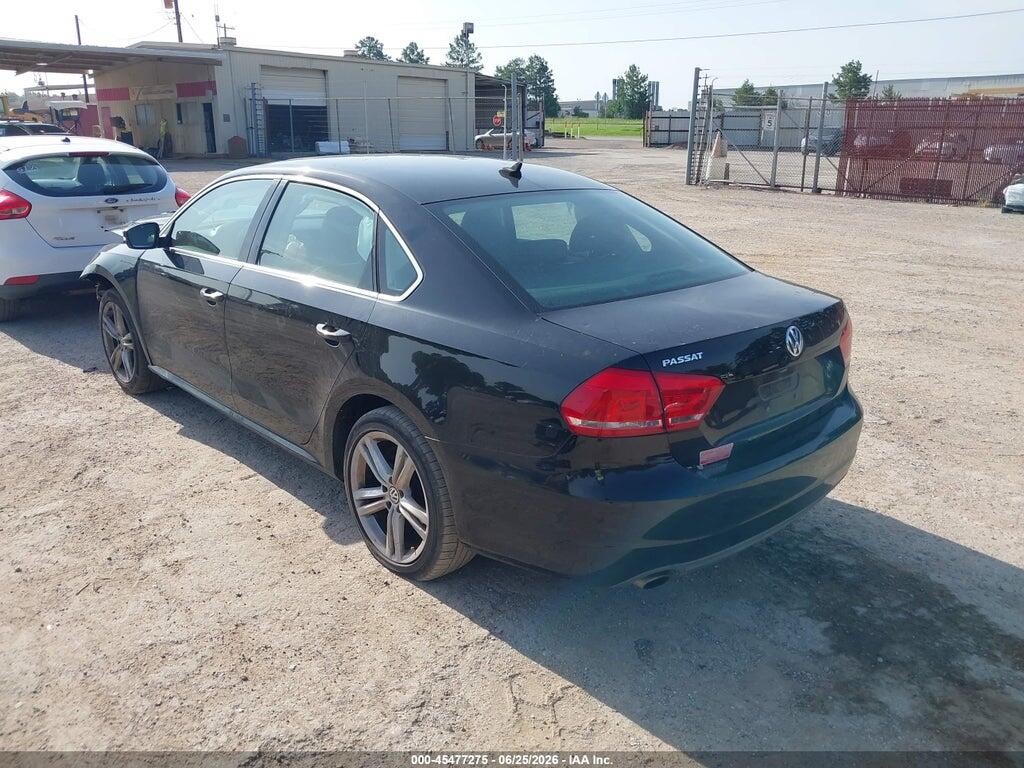 1VWBP7A32EC002664 2014 VOLKSWAGEN PASSAT photo no. 3