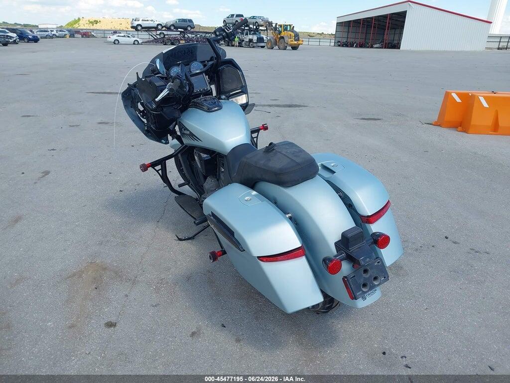 56KLCDSSXS3433458 2025 INDIAN MOTORCYCLE CO. CHALLENGER photo no. 3