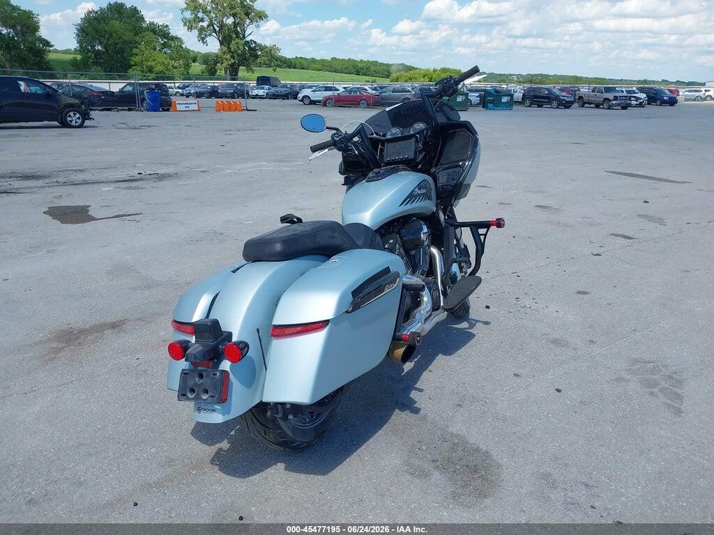56KLCDSSXS3433458 2025 INDIAN MOTORCYCLE CO. CHALLENGER photo no. 4