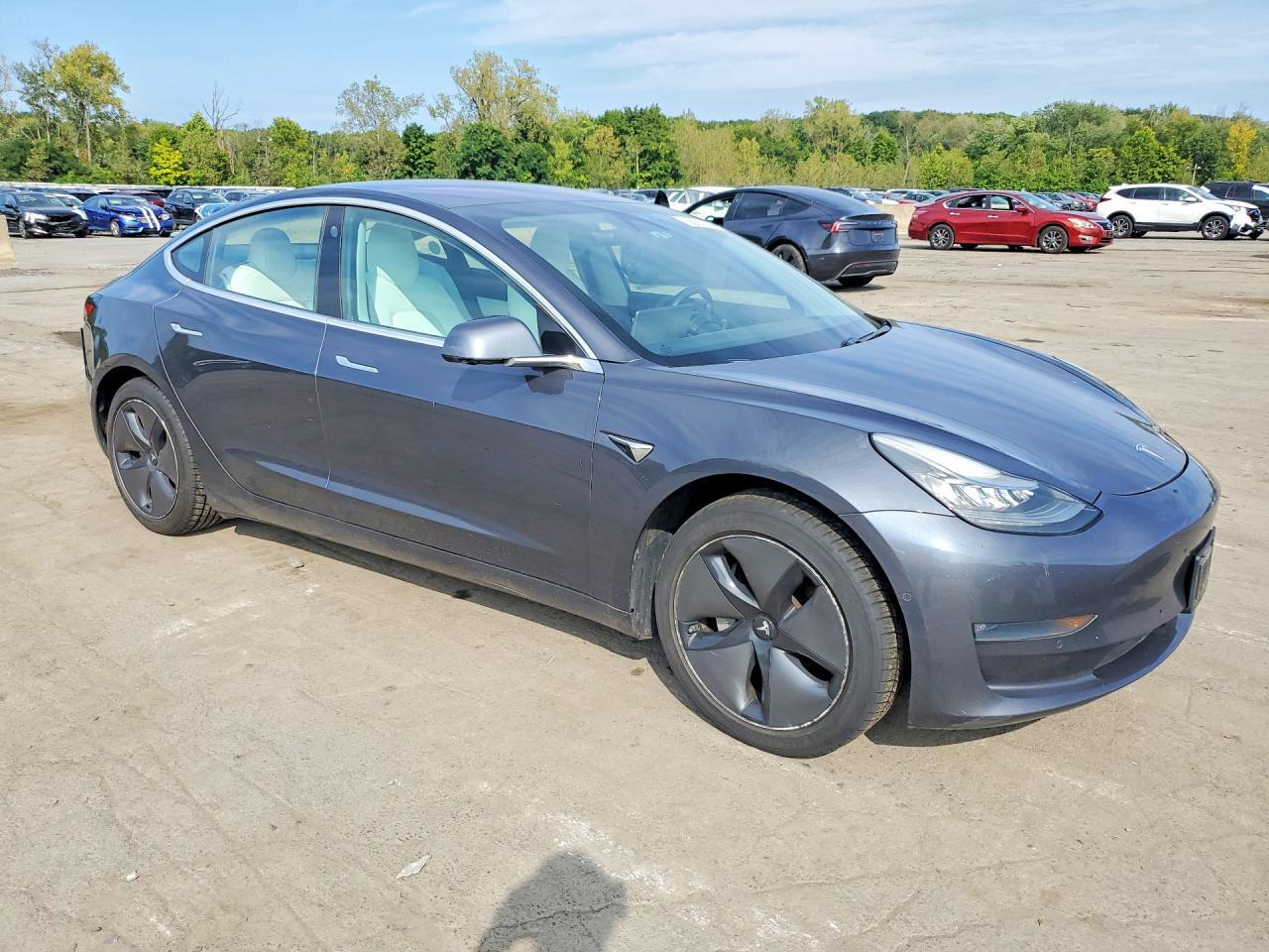 2018 TESLA MODEL 3 — Фото 4 из 12