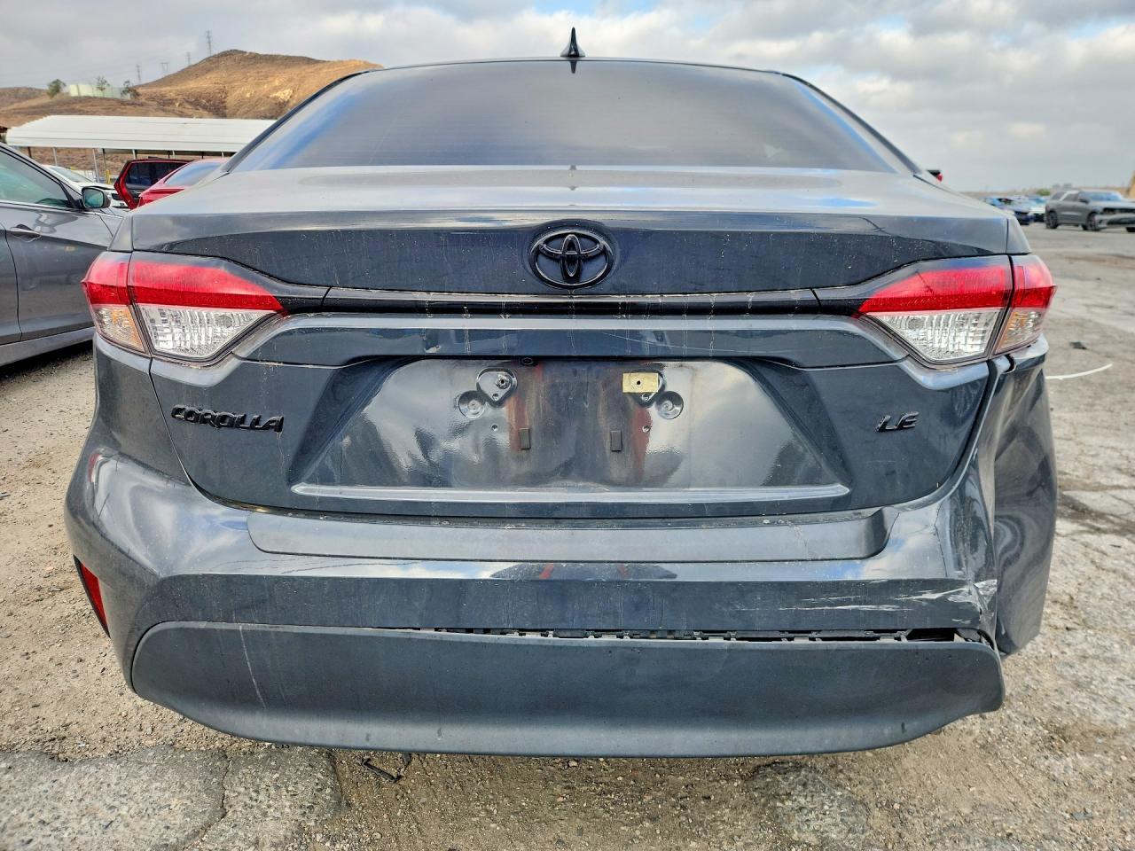 2025 TOYOTA COROLLA LE — Фото 6 из 12