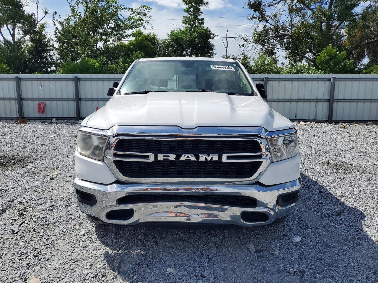 2019 RAM 1500 TRADESMAN — Фото 5 из 12