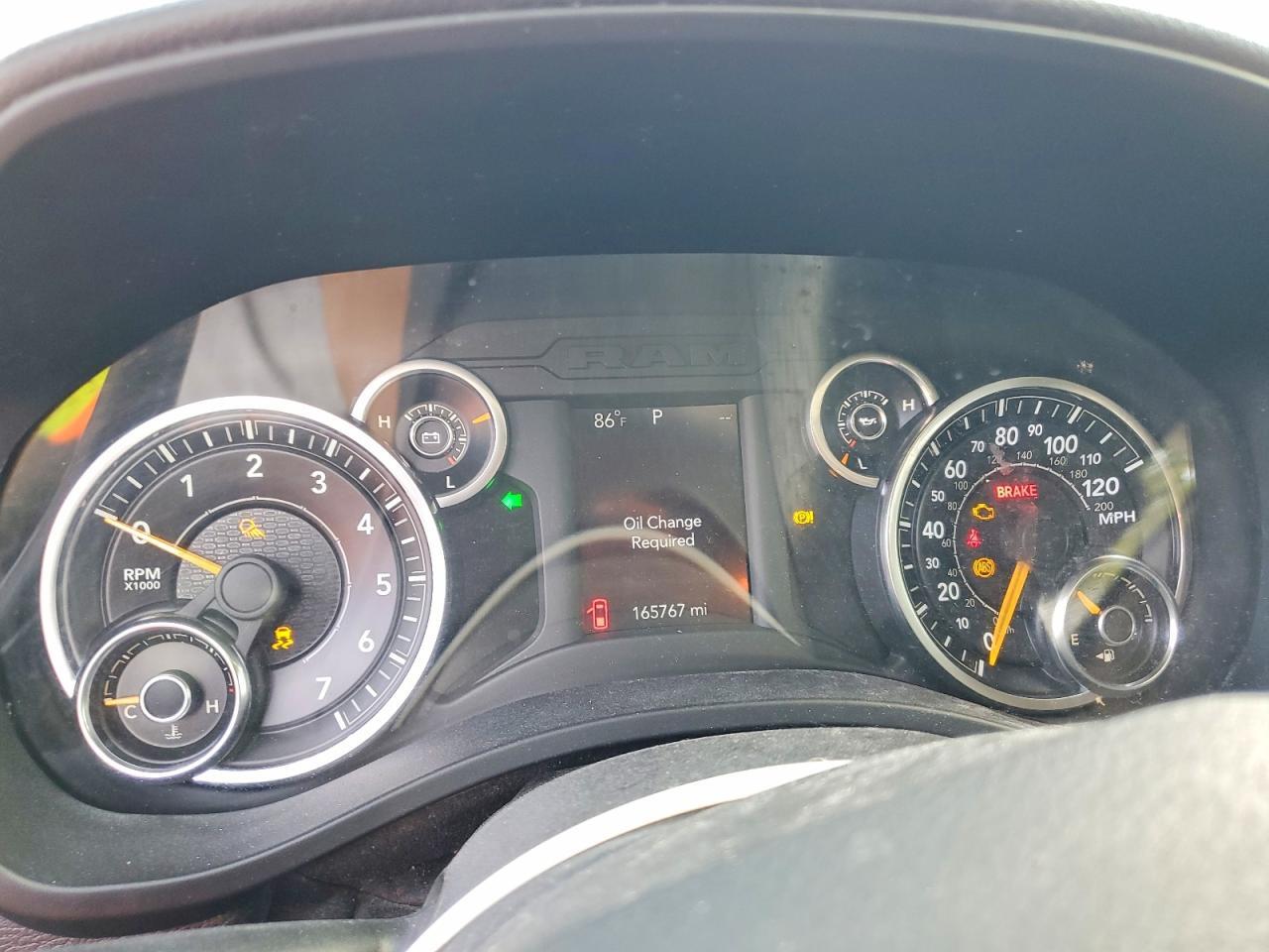 2019 RAM 1500 TRADESMAN — Фото 9 из 12