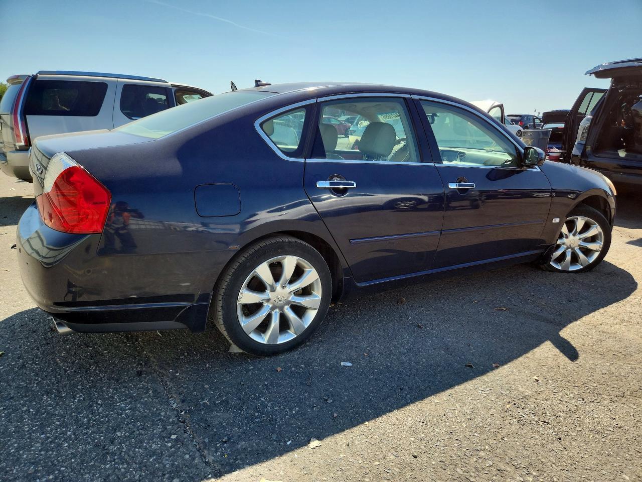 2007 INFINITI M35 — Фото 3 из 12