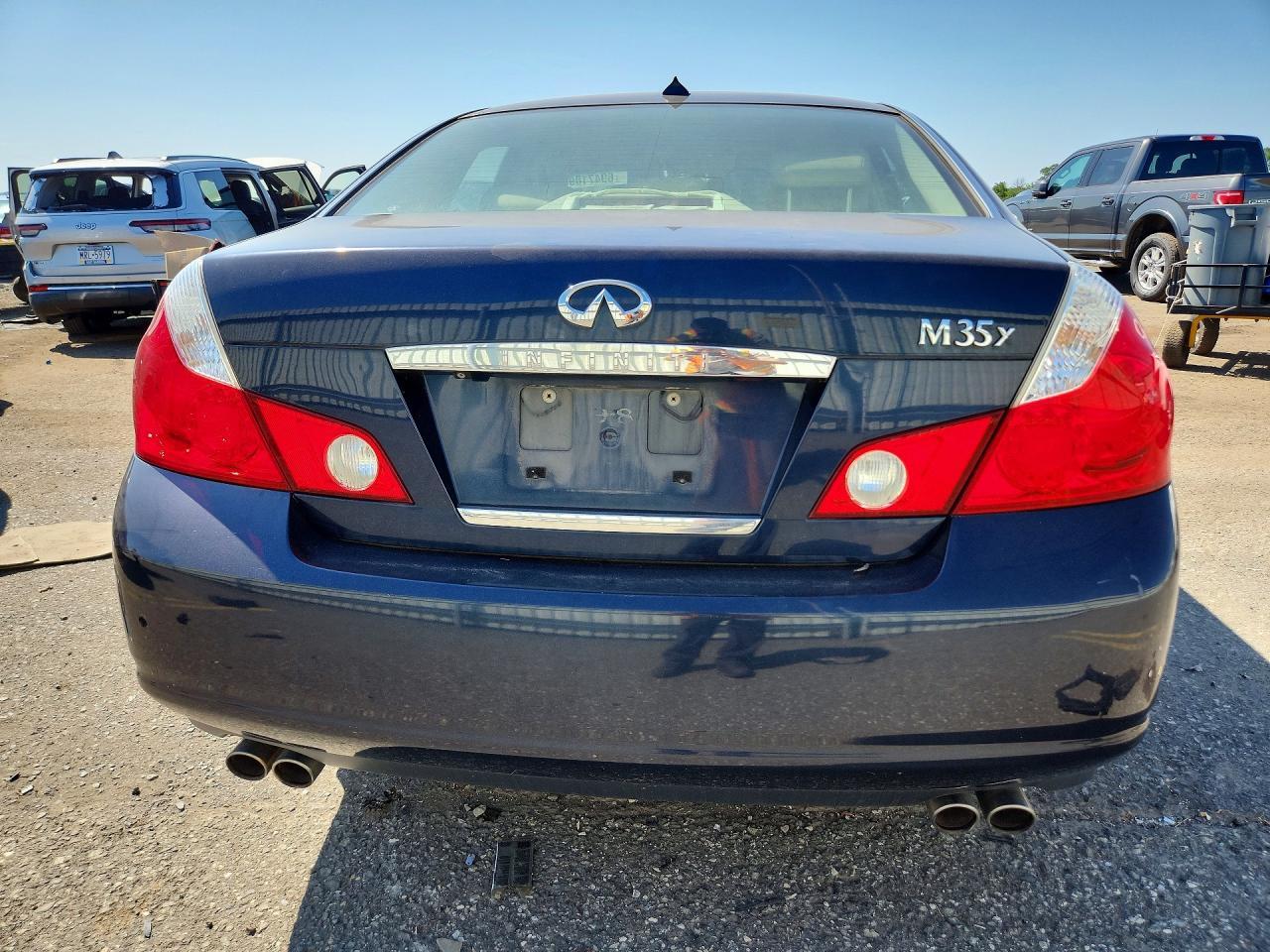 2007 INFINITI M35 — Фото 6 из 12