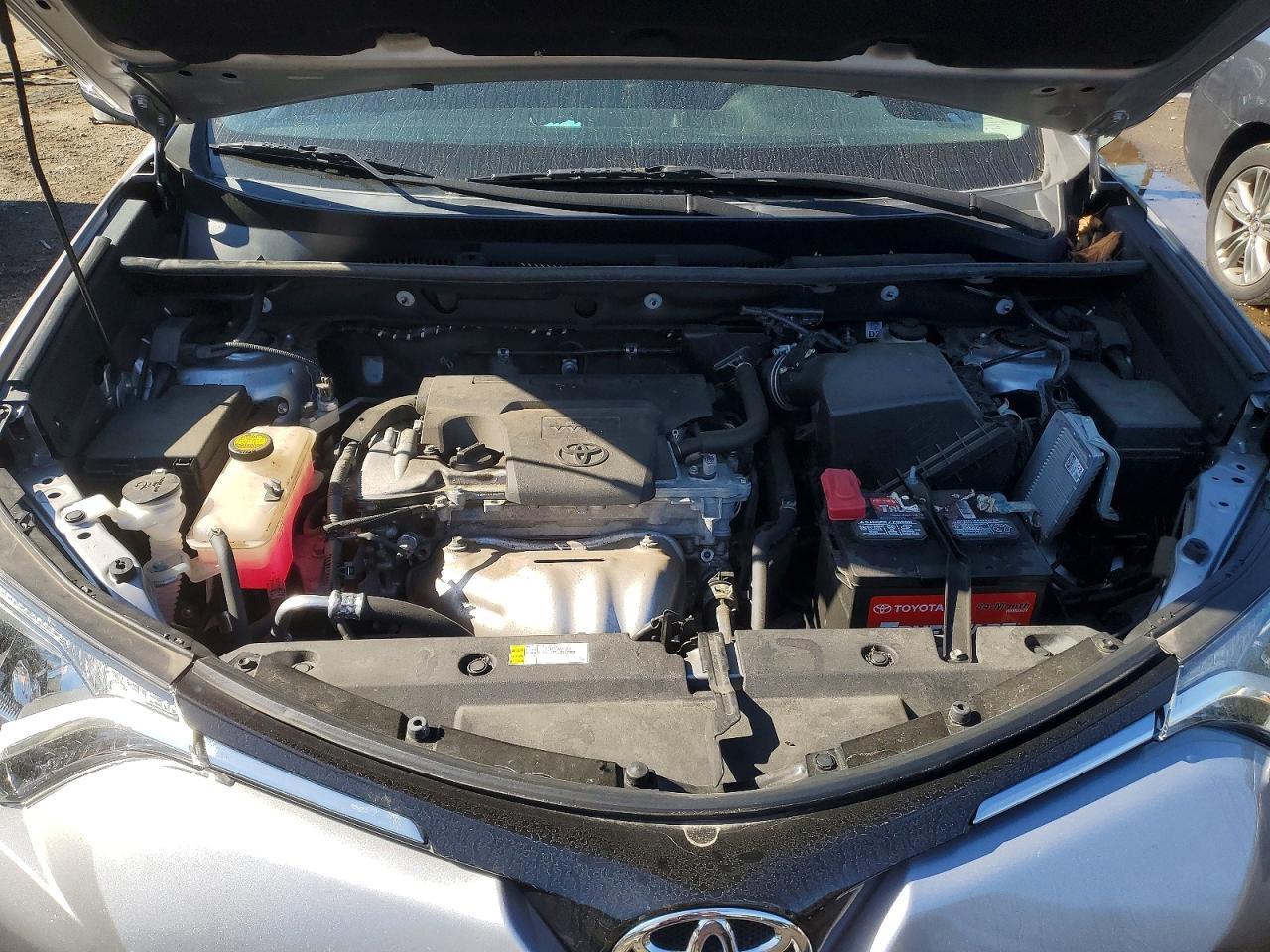 2016 TOYOTA RAV4 XLE — Фото 12 из 13