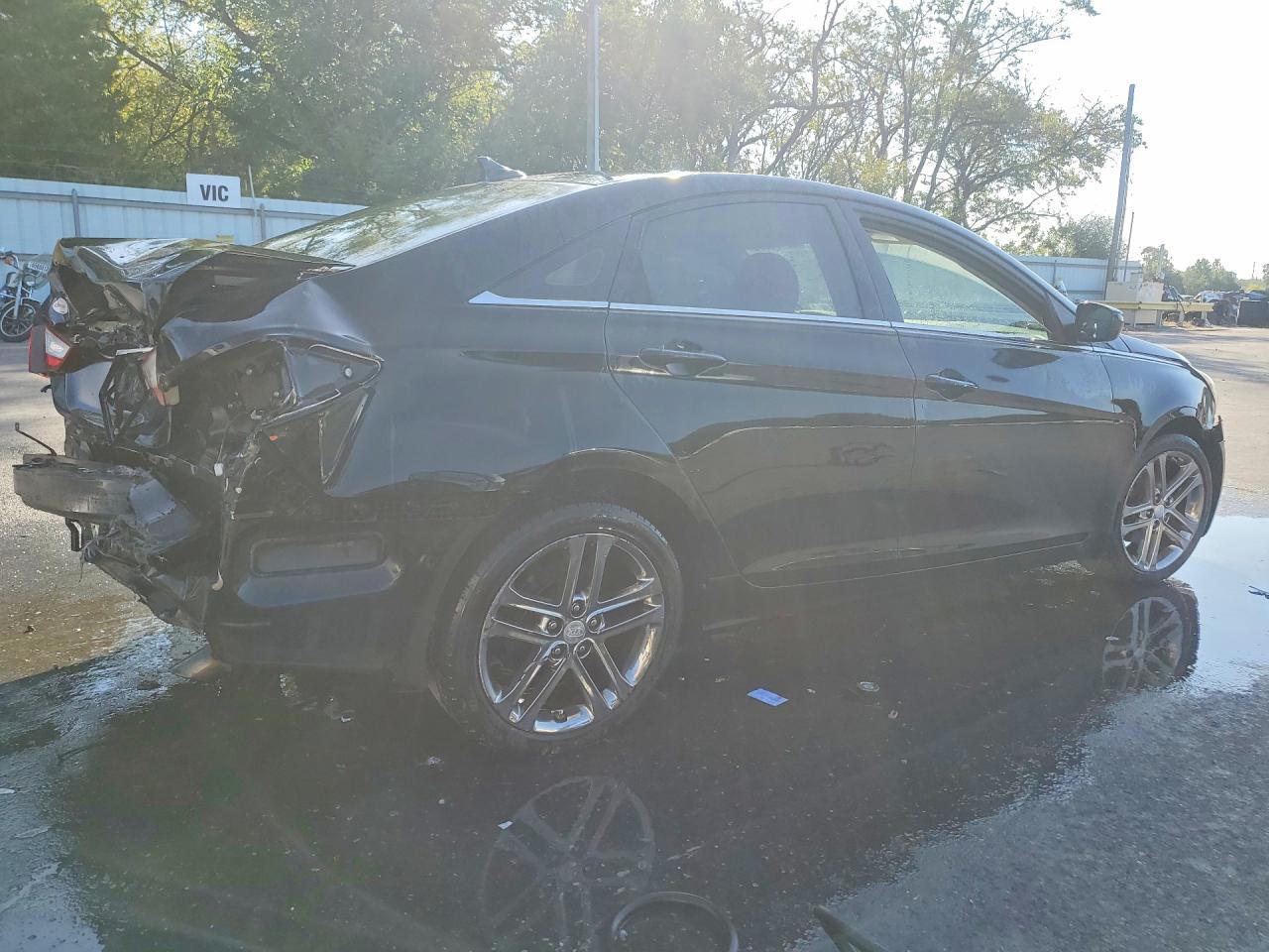 2011 HYUNDAI SONATA GLS — Фото 3 из 12