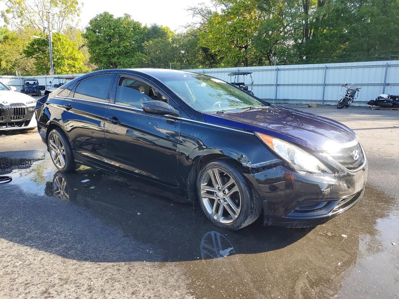 2011 HYUNDAI SONATA GLS — Фото 4 из 12