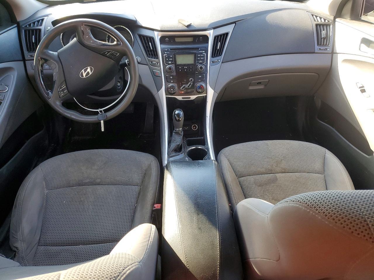 2011 HYUNDAI SONATA GLS — Фото 8 из 12