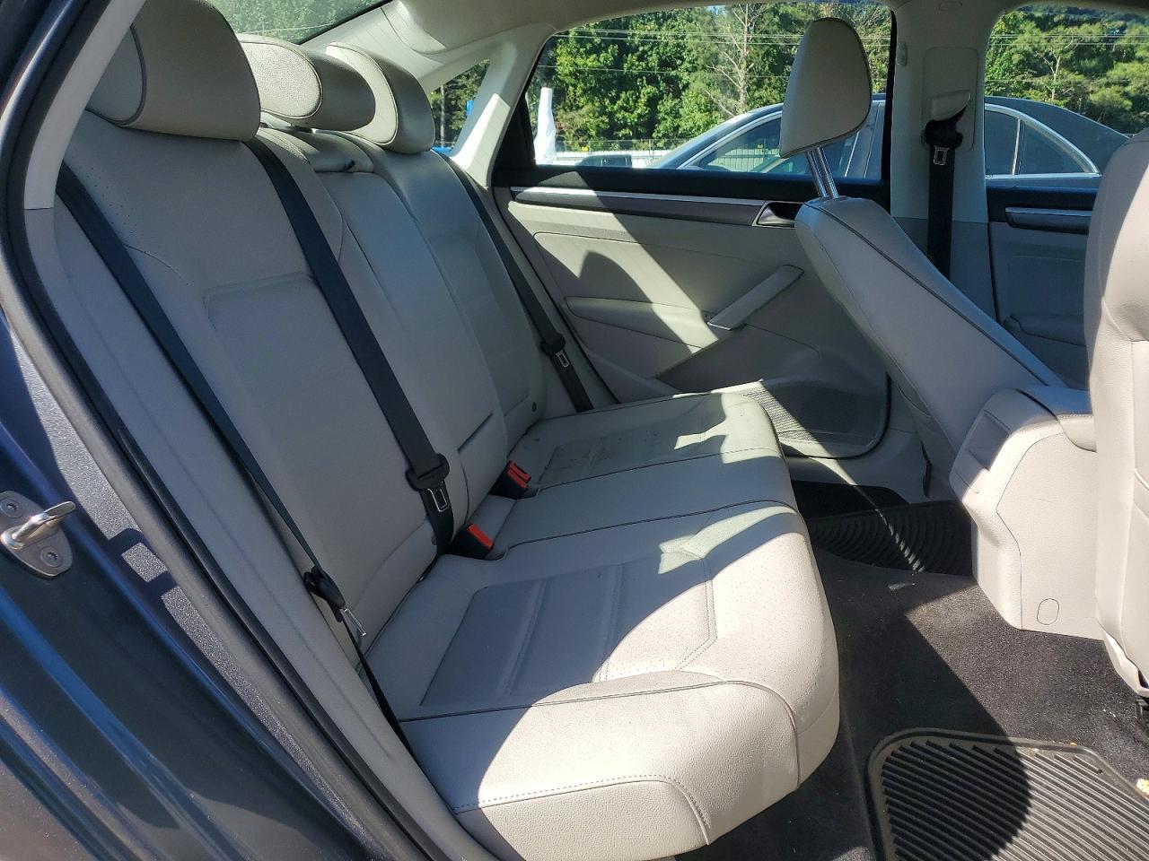 2018 VOLKSWAGEN PASSAT S — Фото 10 из 13