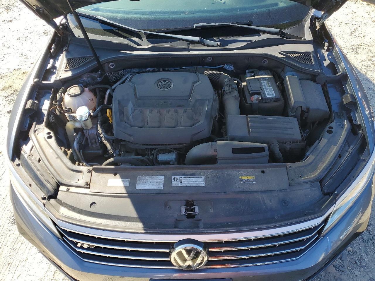 2018 VOLKSWAGEN PASSAT S — Фото 11 из 13