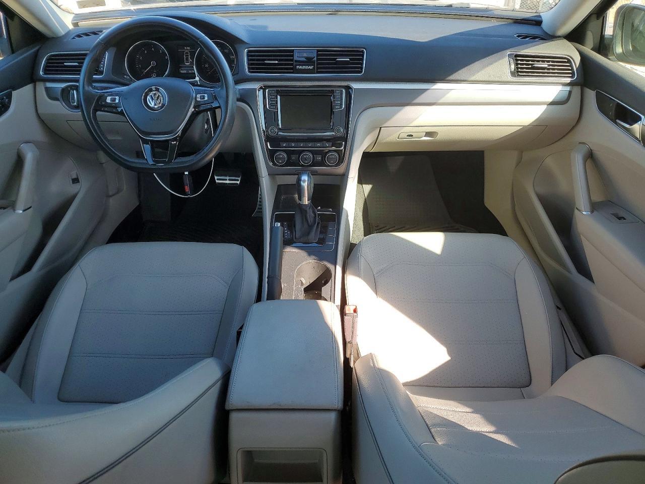 2018 VOLKSWAGEN PASSAT S — Фото 8 из 13