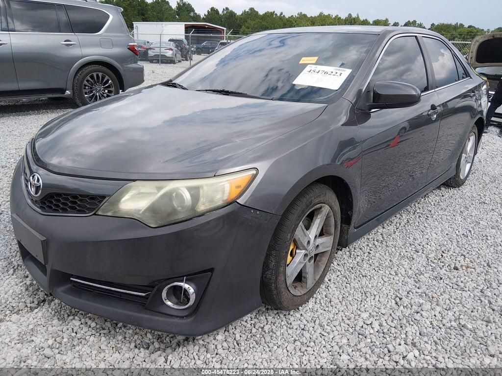 4T1BF1FK5EU796441 2014 TOYOTA CAMRY photo no. 2