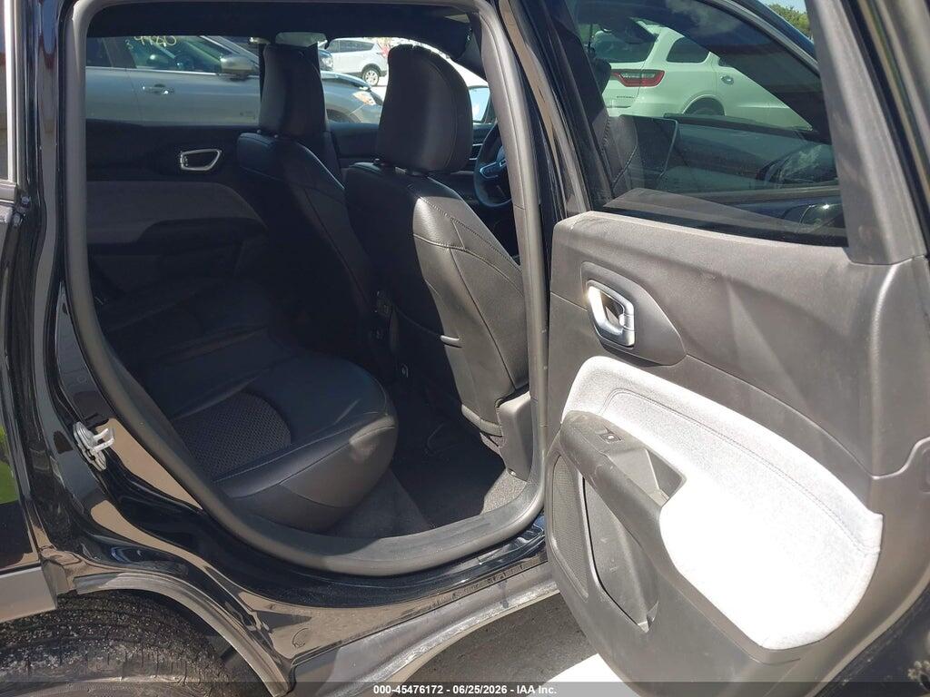 3C4NJDBN6ST602135 2025 JEEP COMPASS photo no. 8