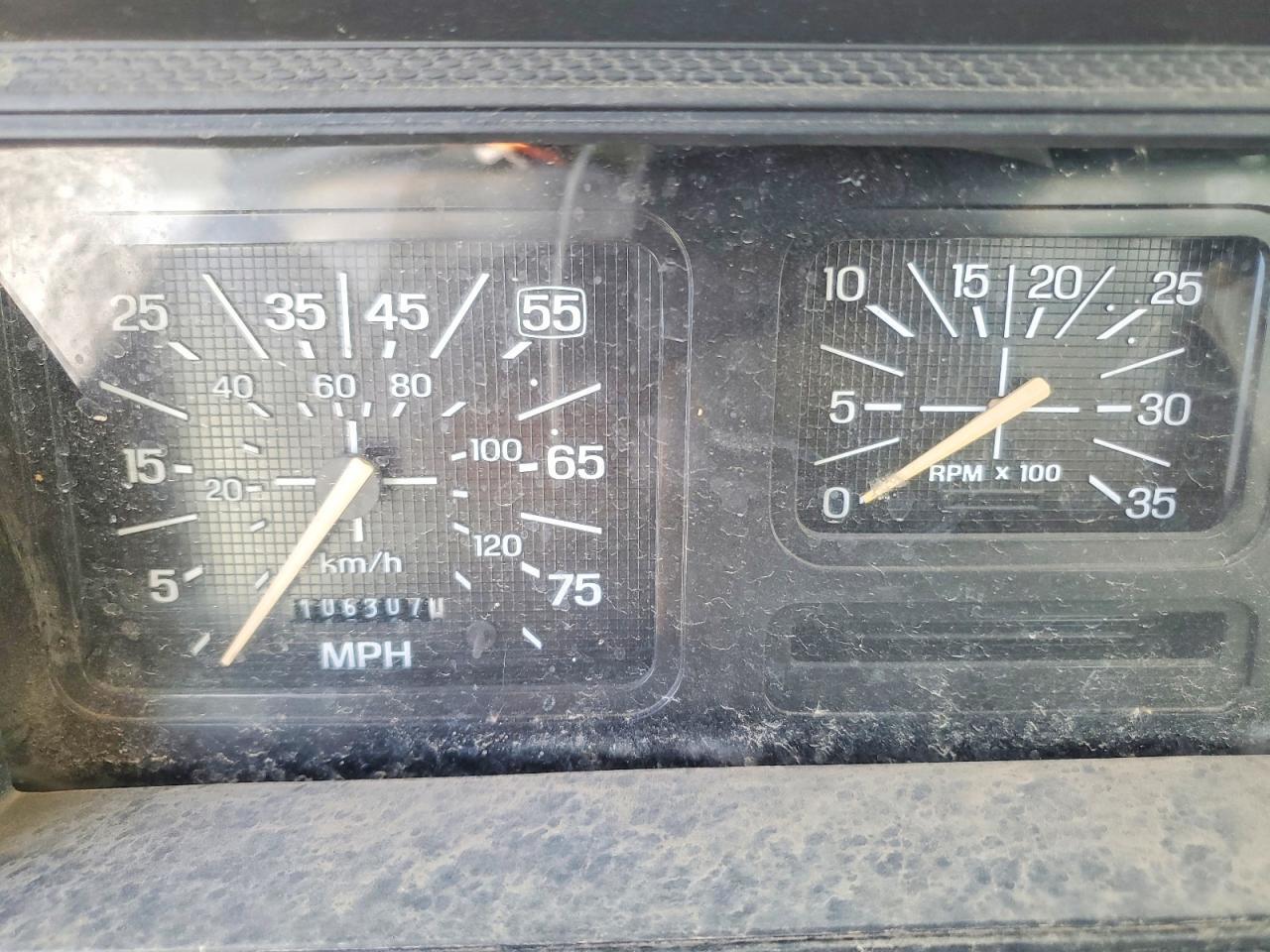 1997 FORD F800 UTILITY / SERVICE TRUCK — Фото 8 из 10
