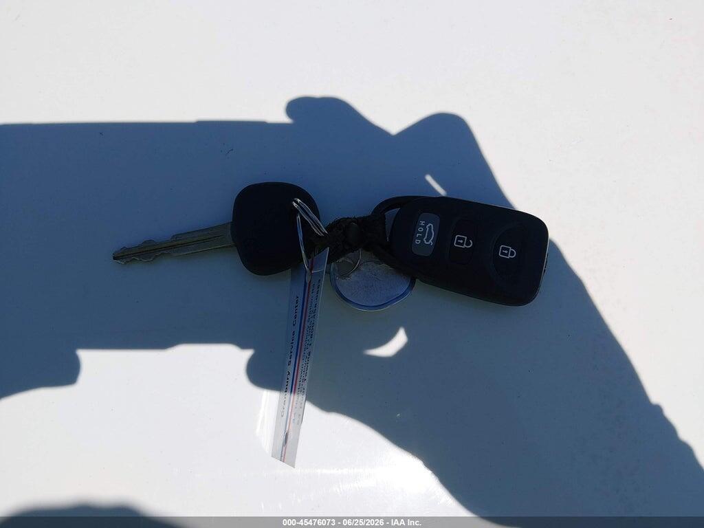 KNAFW6A31A5125546 2010 KIA FORTE KOUP photo no. 11