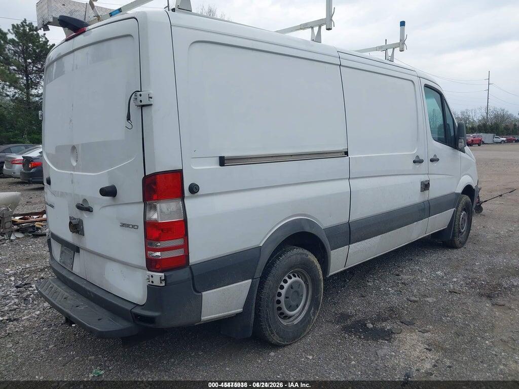 WDYPE7CD7HP573928 2017 FREIGHTLINER SPRINTER 2500 photo no. 4