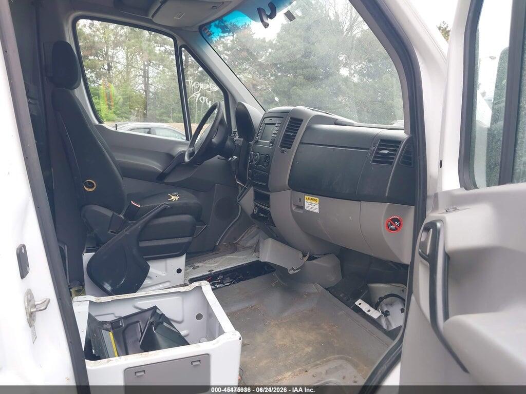 WDYPE7CD7HP573928 2017 FREIGHTLINER SPRINTER 2500 photo no. 5