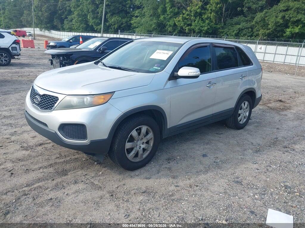 5XYKT3A18CG202897 2012 KIA SORENTO photo no. 2