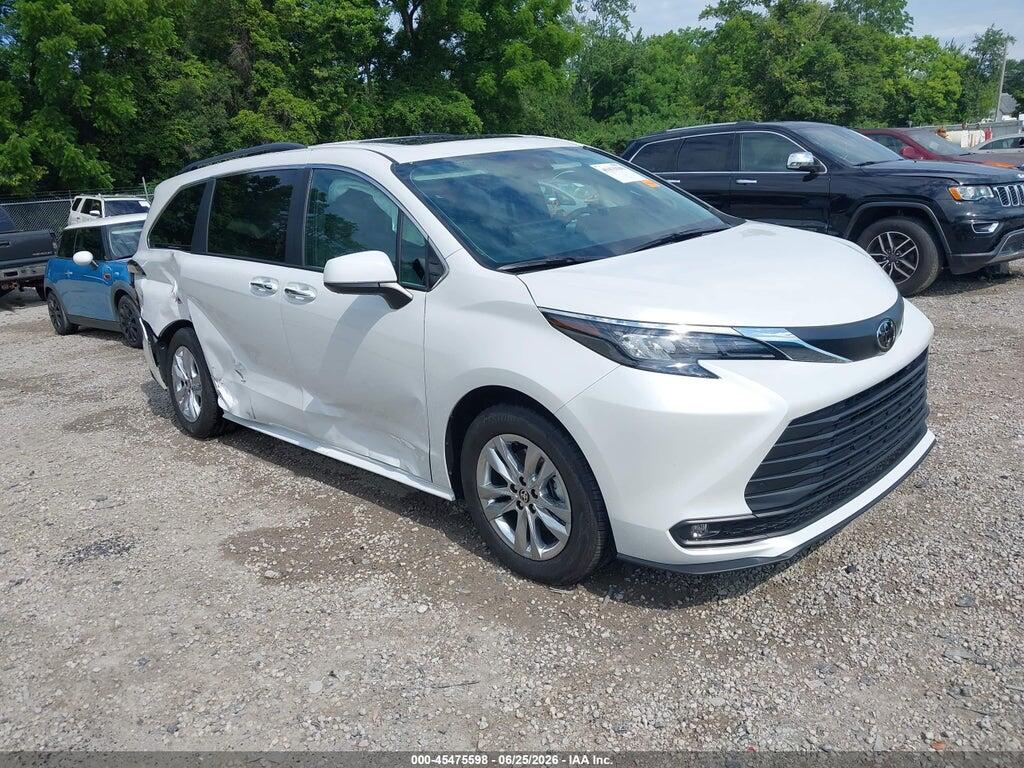 5TDYSKFC4TS245069 2026 TOYOTA SIENNA photo no. 1