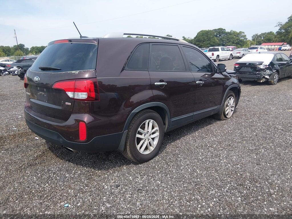 5XYKT3A64FG646052 2015 KIA SORENTO photo no. 4