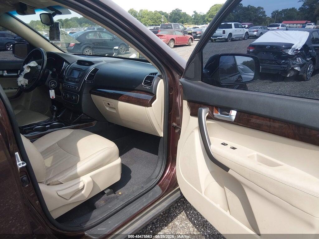 5XYKT3A64FG646052 2015 KIA SORENTO photo no. 5