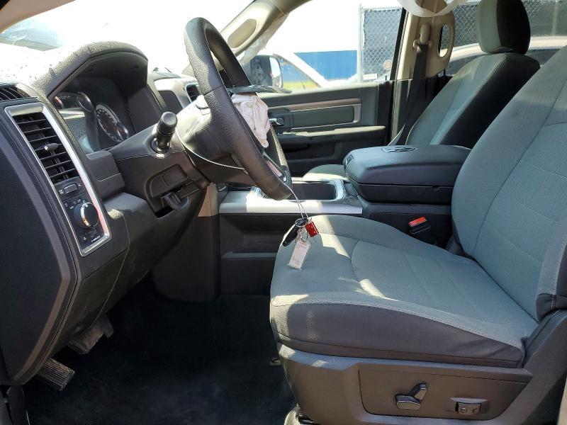 2023 RAM 1500 CLASSIC SLT — Фото 7 из 12