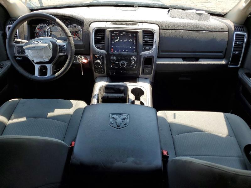 2023 RAM 1500 CLASSIC SLT — Фото 8 из 12
