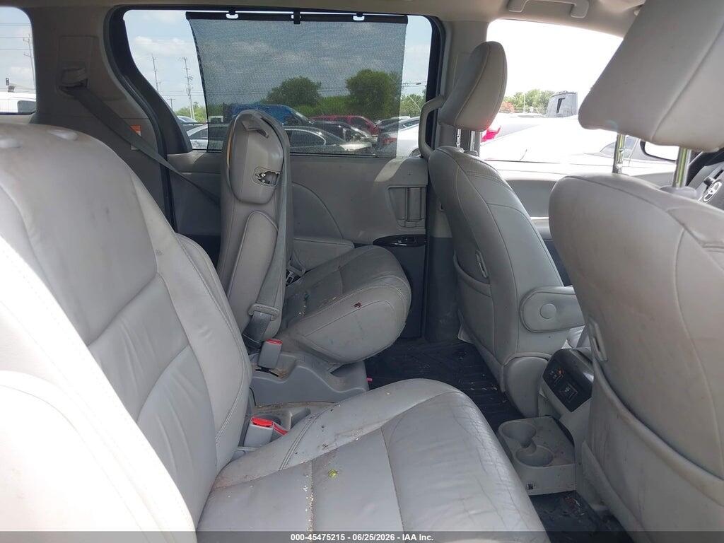 5TDYZ3DCXKS989486 2019 TOYOTA SIENNA photo no. 8