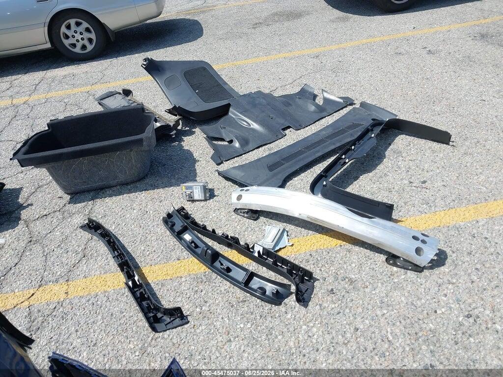 7SAYGDEE8RF152989 2024 TESLA MODEL Y photo no. 12