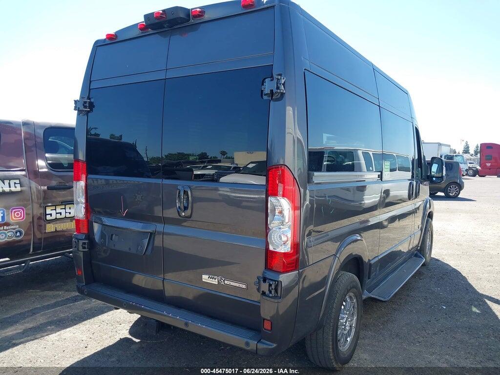 3C6TRVBG8JE146706 2018 RAM PROMASTER 1500 photo no. 4