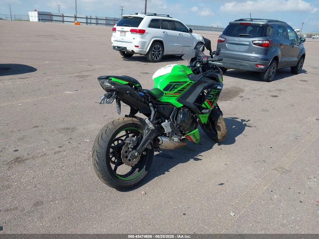 ML5EXEP1XRDAC1921 2024 KAWASAKI EX650 photo no. 4
