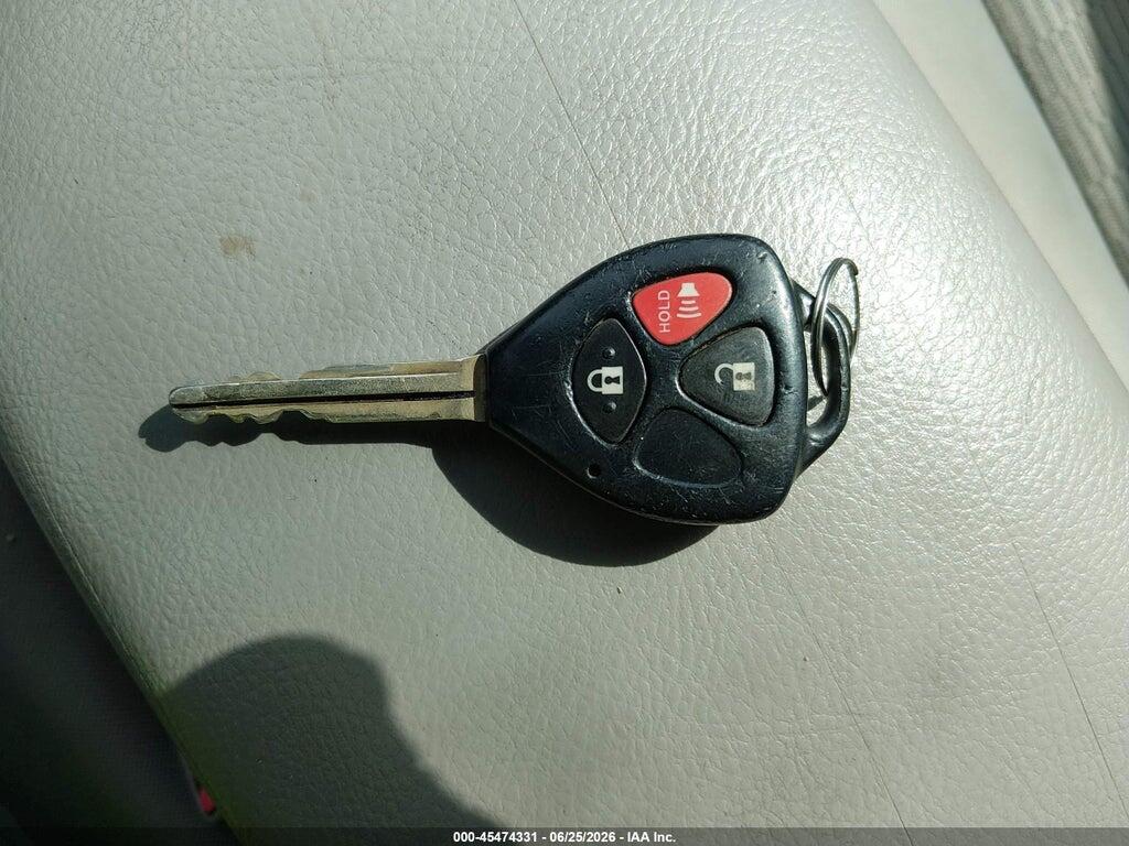 JTMBF4DV3BD040220 2011 TOYOTA RAV4 photo no. 11