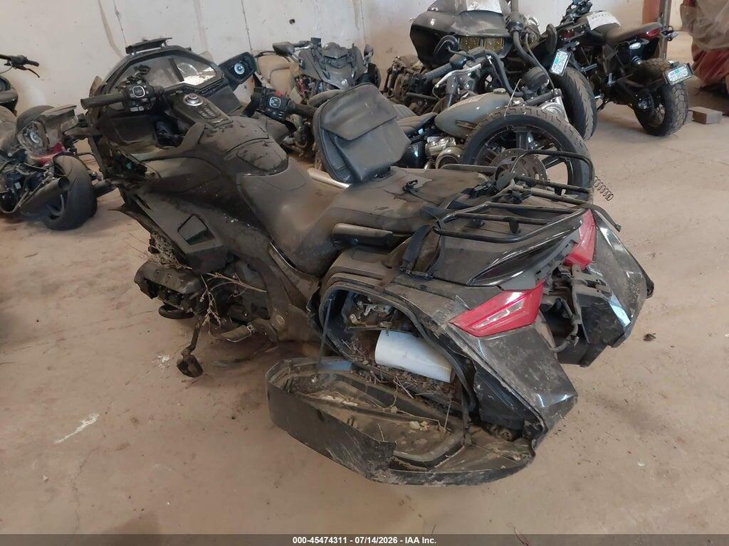 JH2SC7946KK100245 2019 HONDA GL1800 photo no. 3