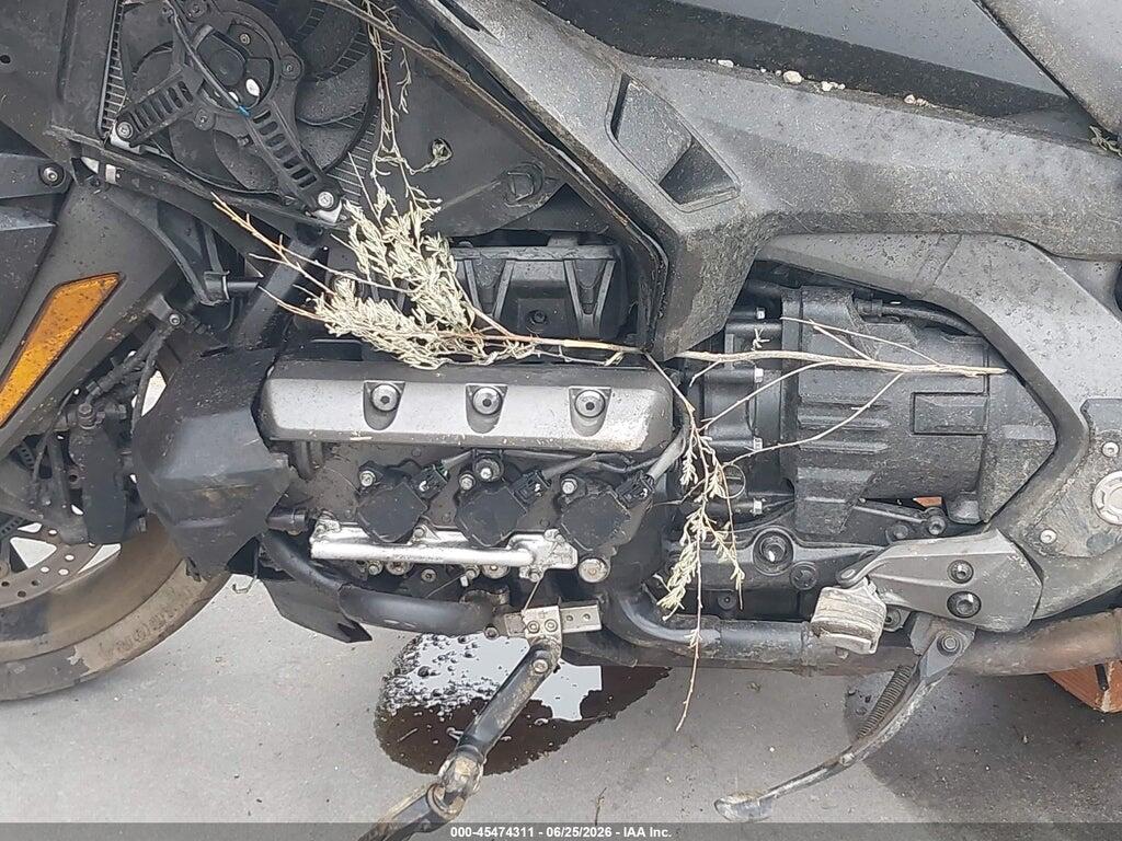 JH2SC7946KK100245 2019 HONDA GL1800 photo no. 9