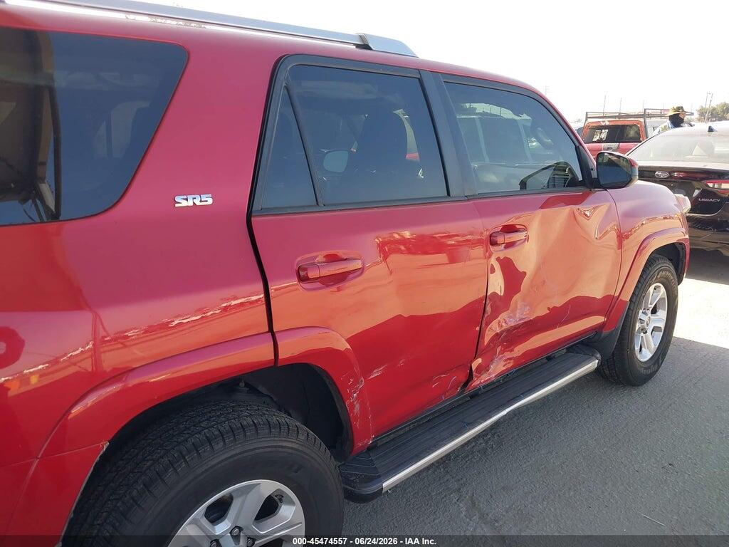 JTEZU5JRXH5160015 2017 TOYOTA 4RUNNER photo no. 12